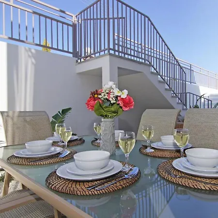 Annis6 Villa